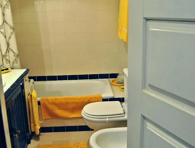 펜션 Quinta Do Freixieiro 친파에스